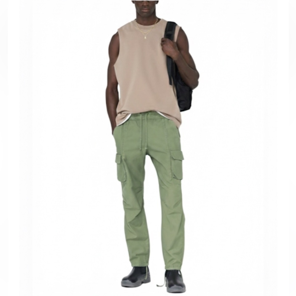 NWT! John Elliot “Back Sateen Cargo Pants” In Olive Size XL New With Tags!